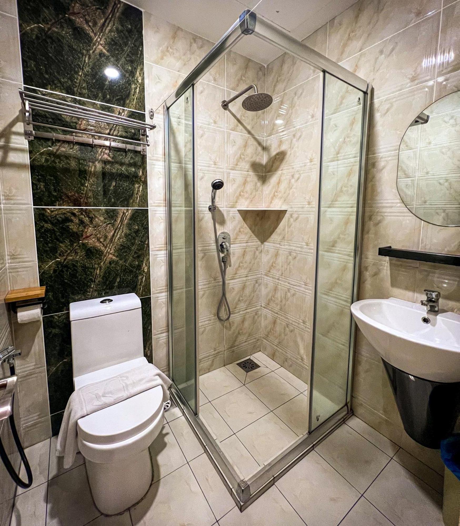 K Garden Hotel Іпох Екстер'єр фото