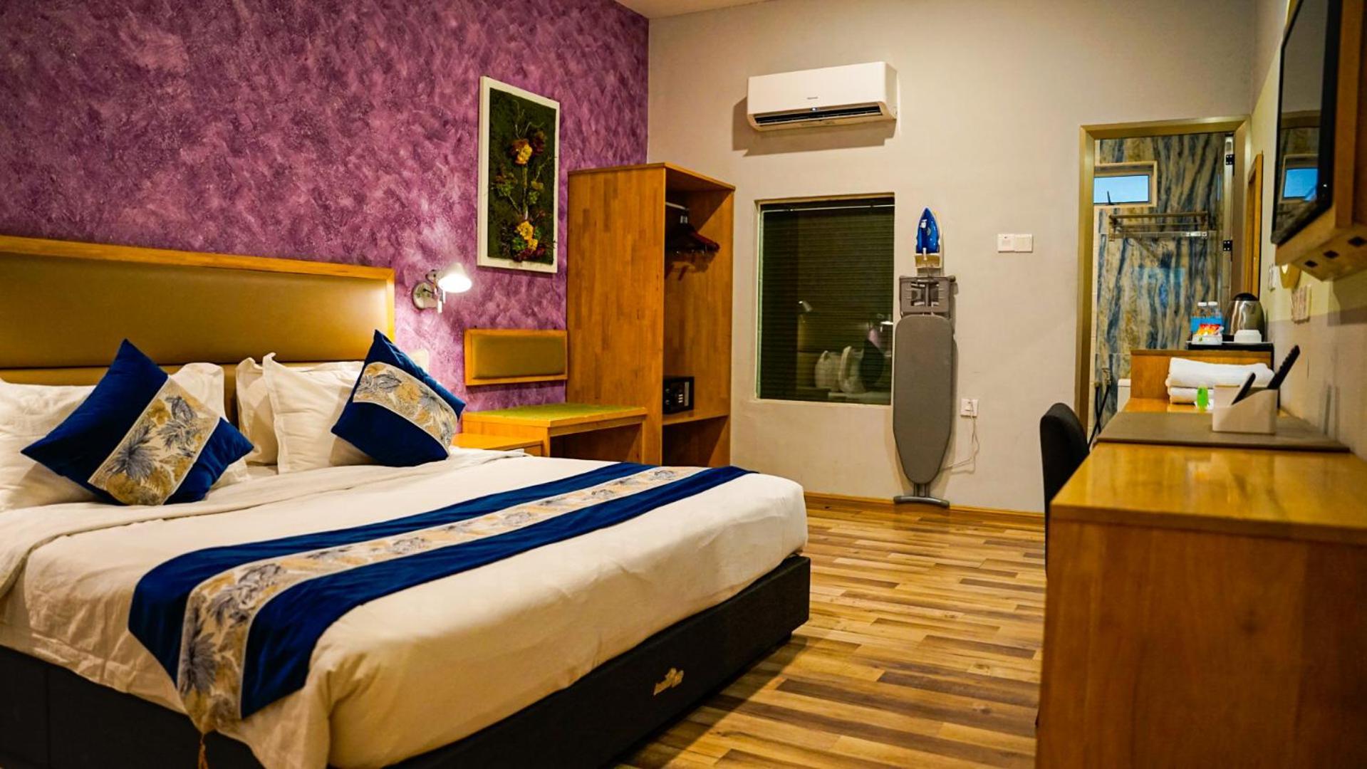 K Garden Hotel Іпох Екстер'єр фото
