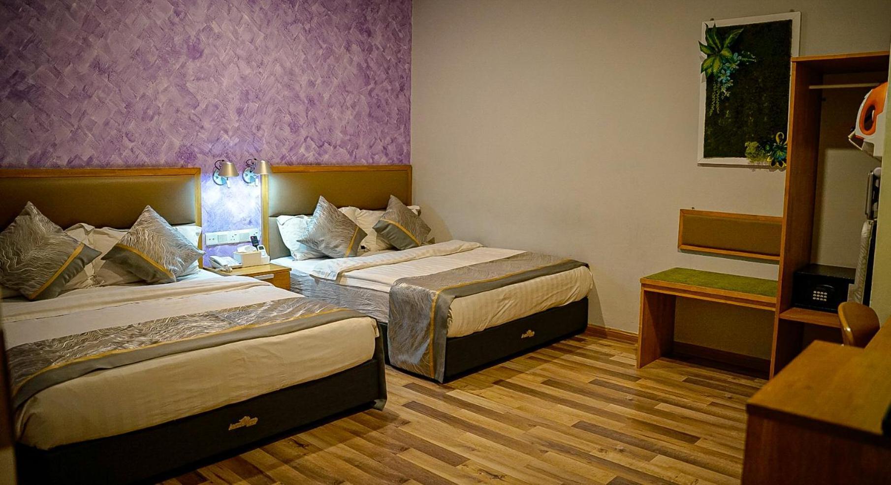 K Garden Hotel Іпох Екстер'єр фото