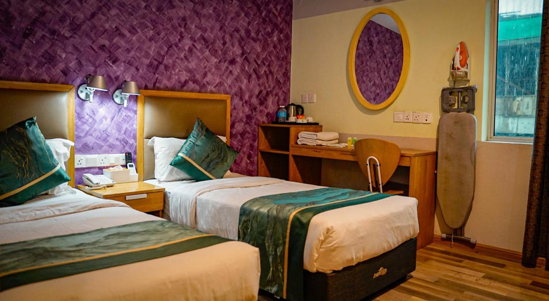 K Garden Hotel Іпох Екстер'єр фото