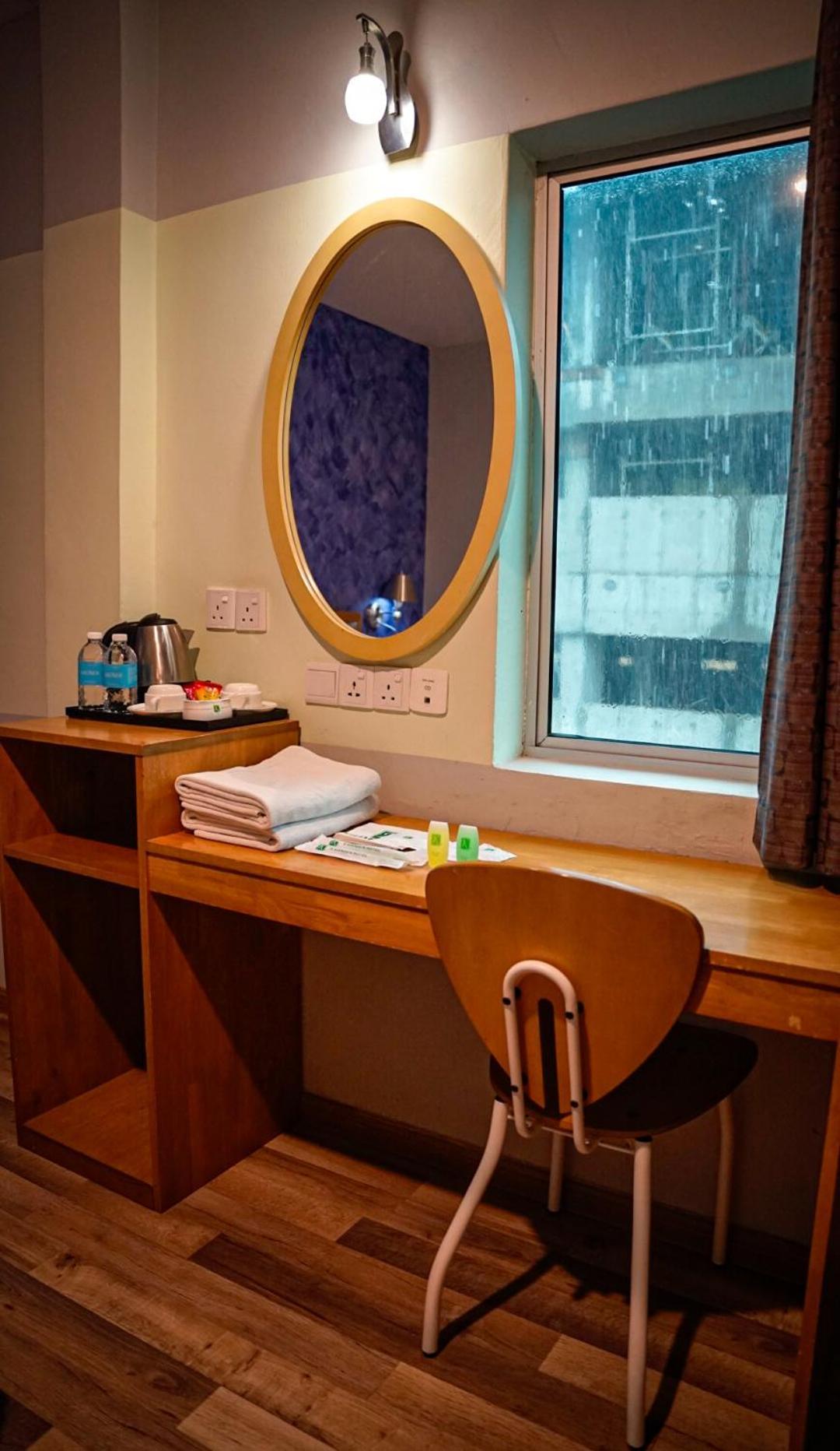 K Garden Hotel Іпох Екстер'єр фото
